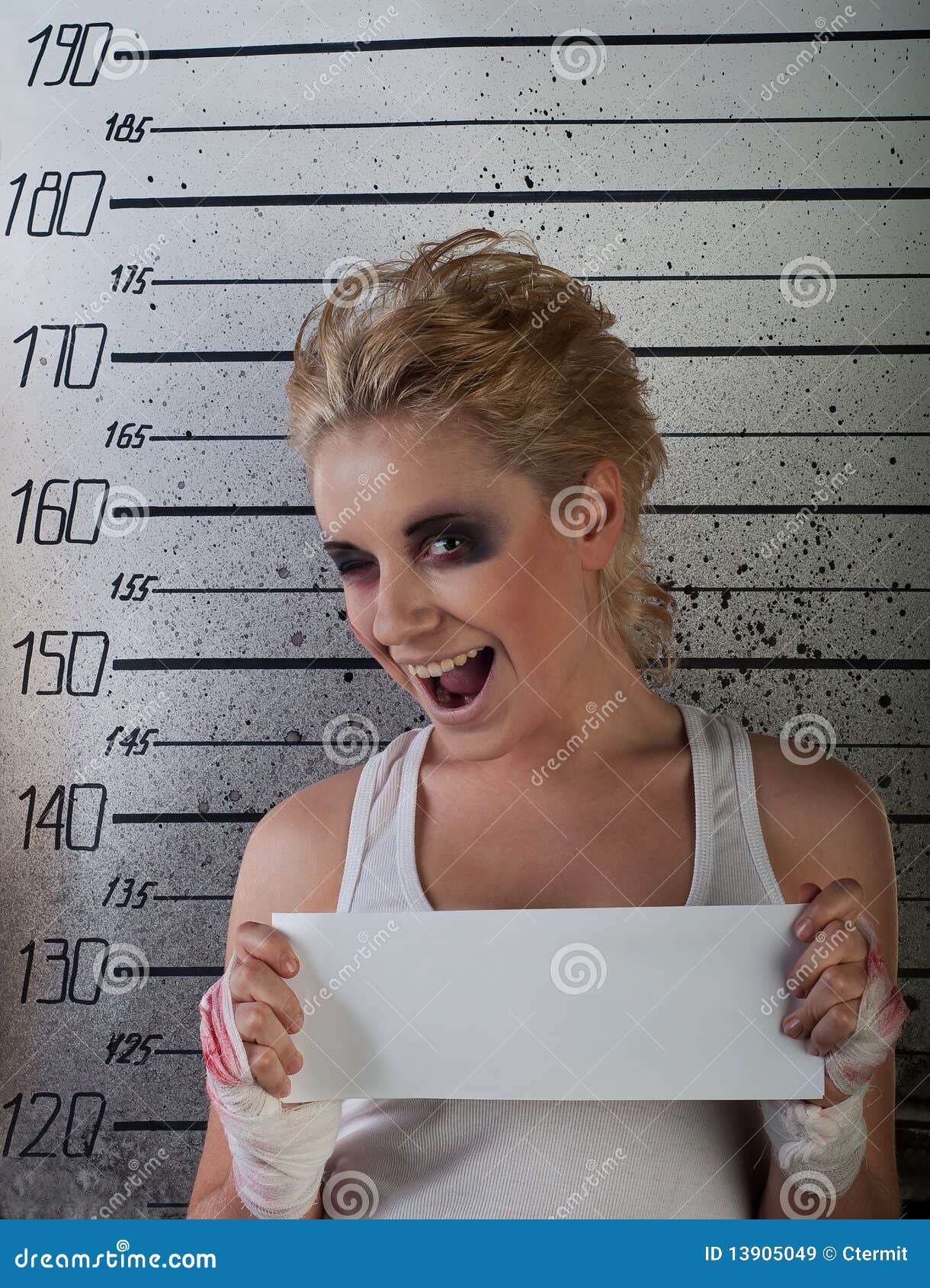 girl wink in prison