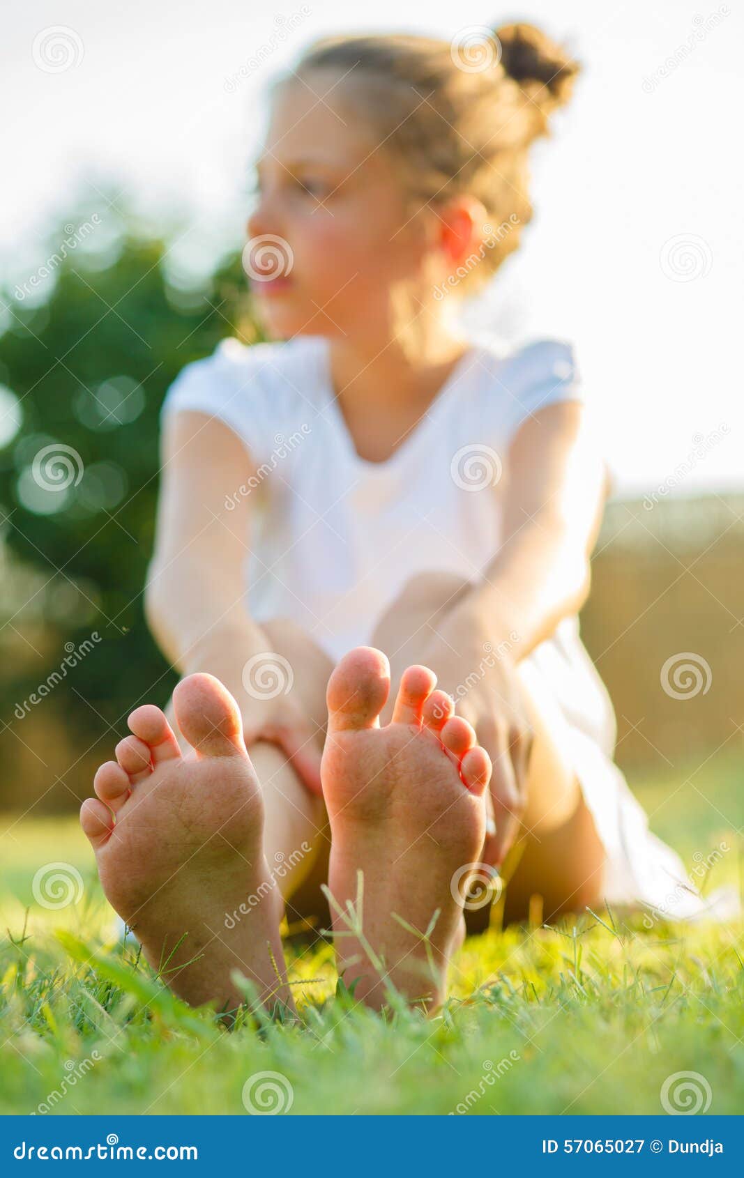 Feet girls with cute Young Girls