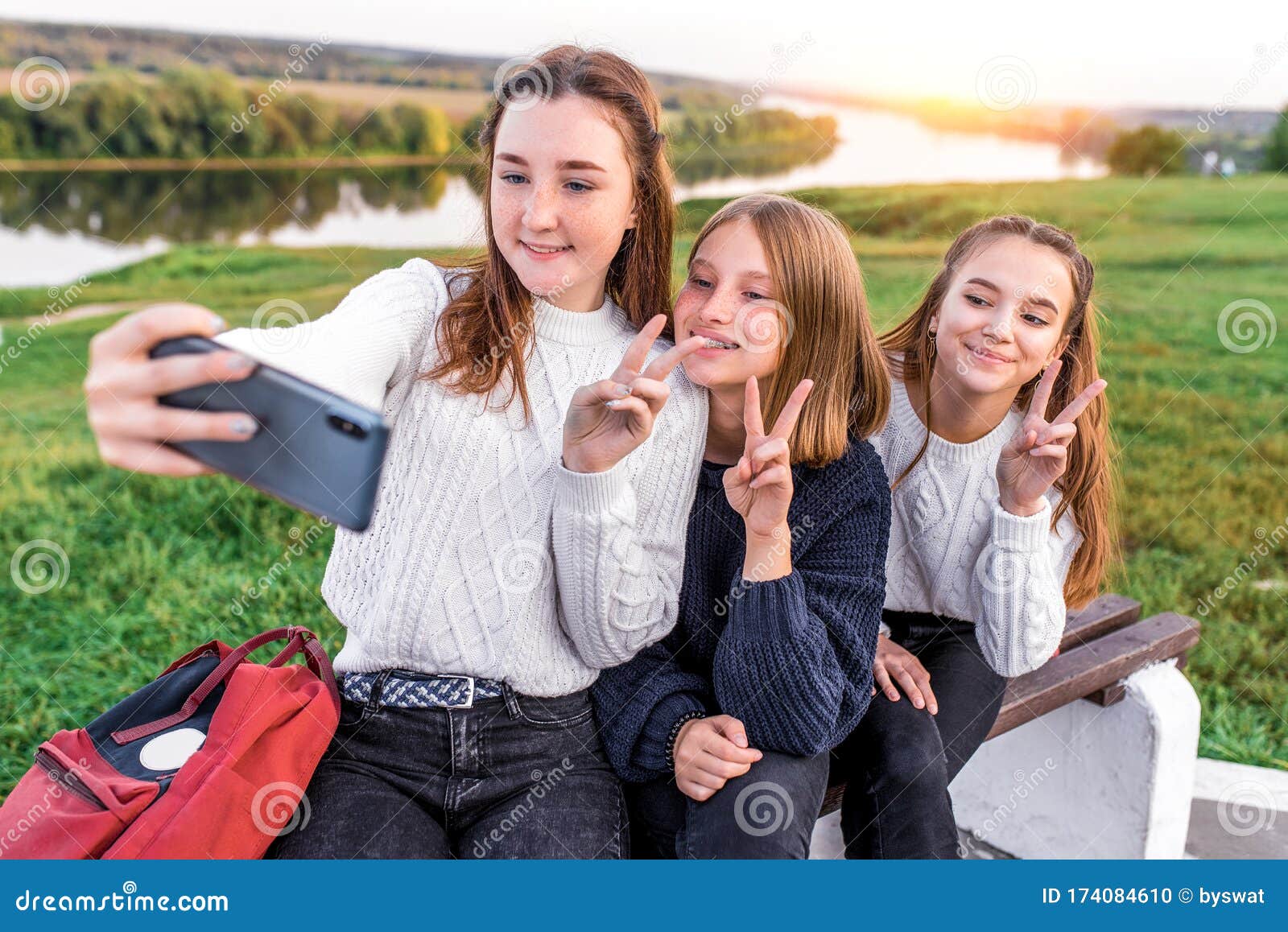 3 Girls Teenagers 12 13 14 Years, Summer , Holding Smartphone ...