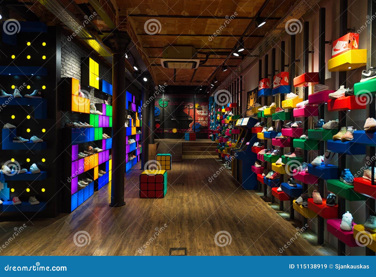 Game store front hi-res stock photography and images - Alamy