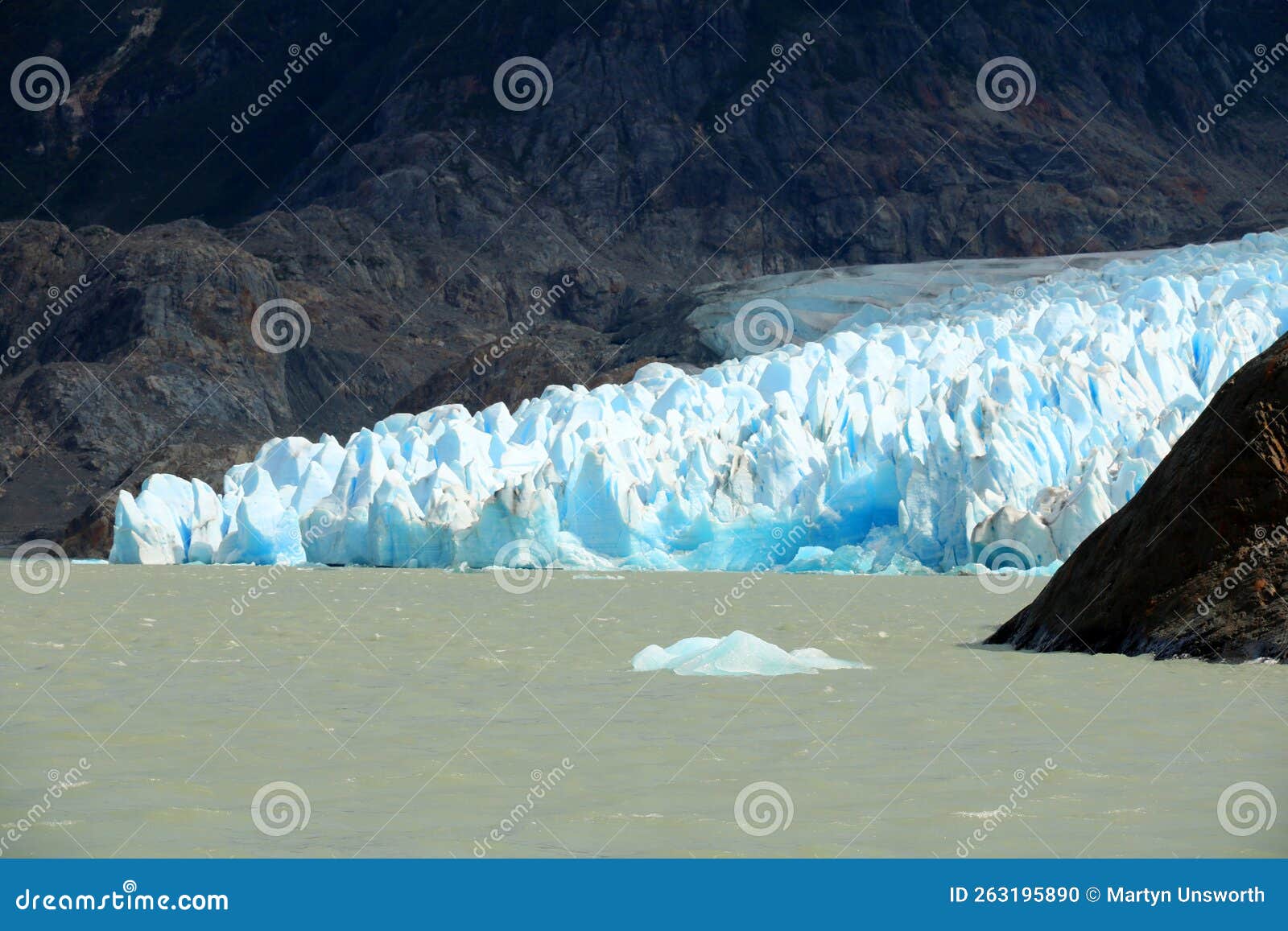 glaciar grey in torres del paine national park, chile