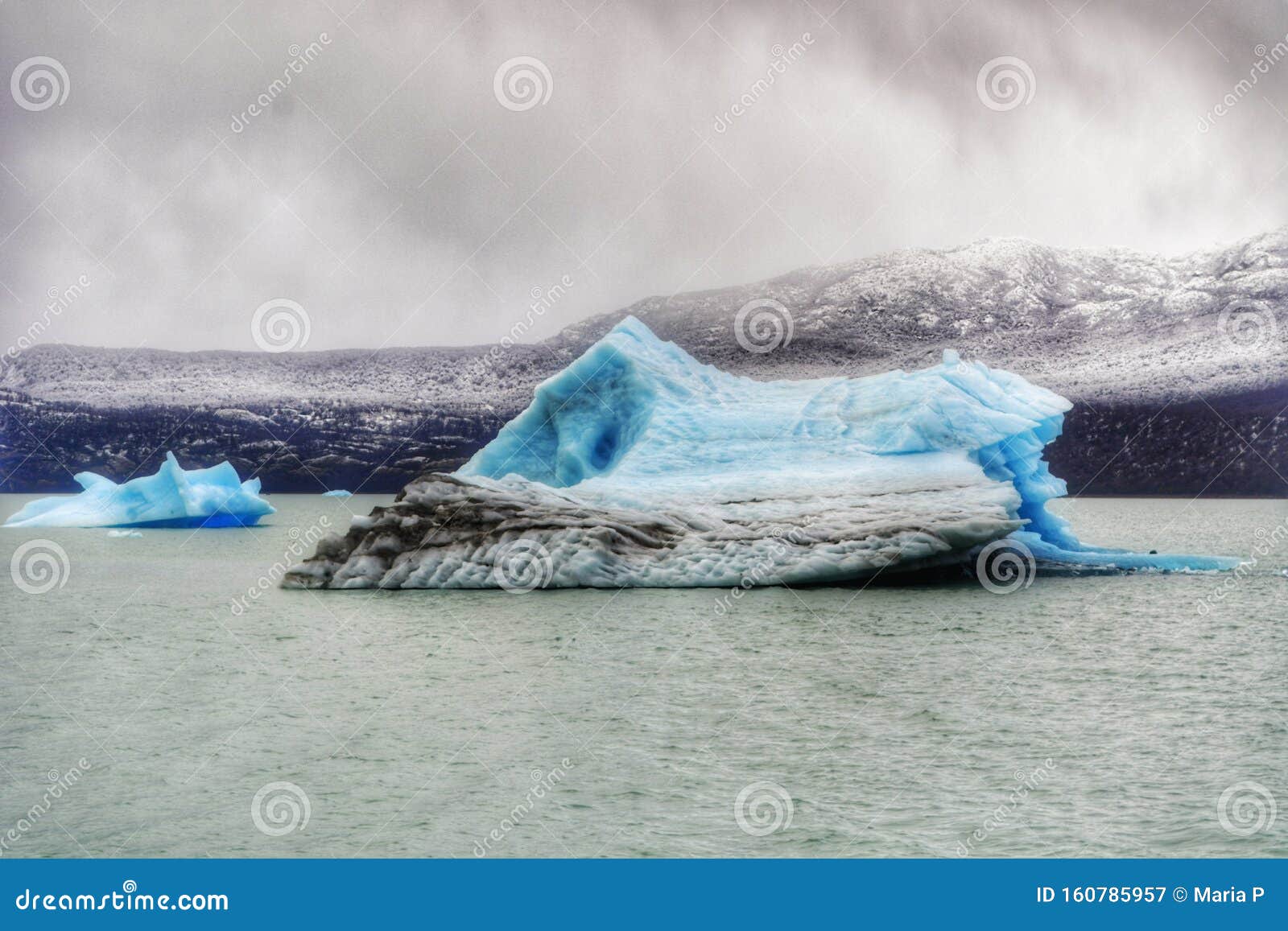 glaciar perito moreno calafate patagonia argentina invierno vacaciones scenic iceberg frozen lake snowy mountains outdoors