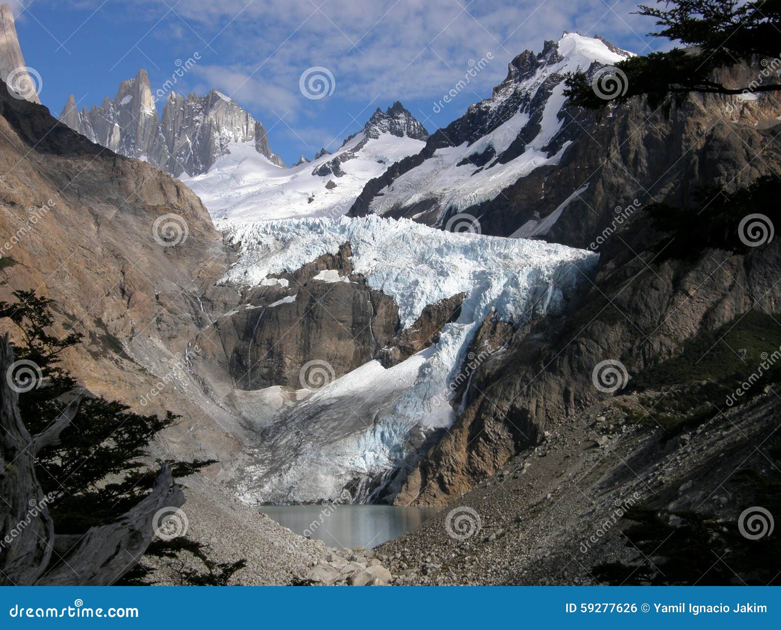 glaciar piedras blancas, patagonia, argentina