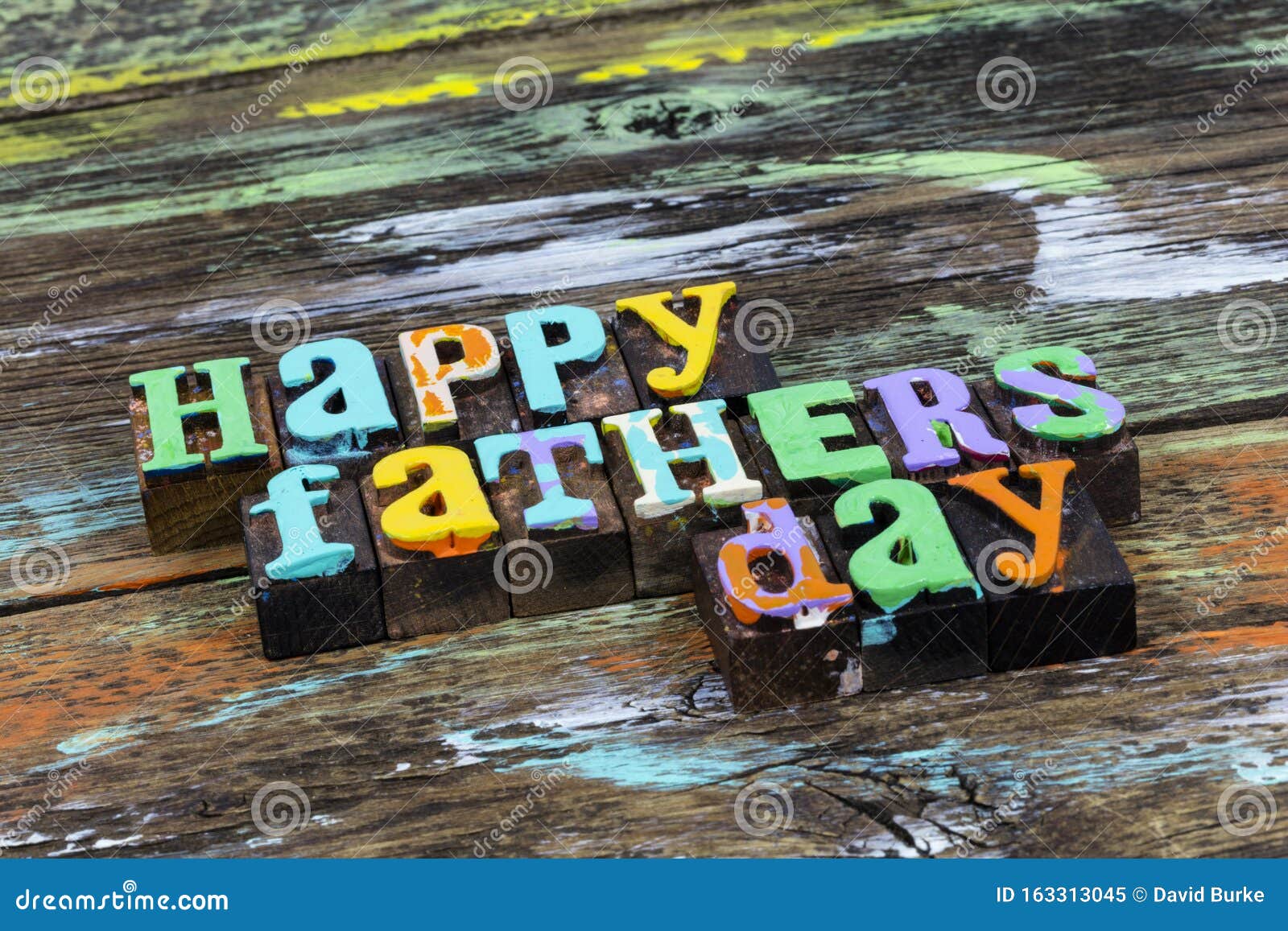 Glad Fader Dag, Rolig Semester Och Hälsning Av Familjens Pappa 