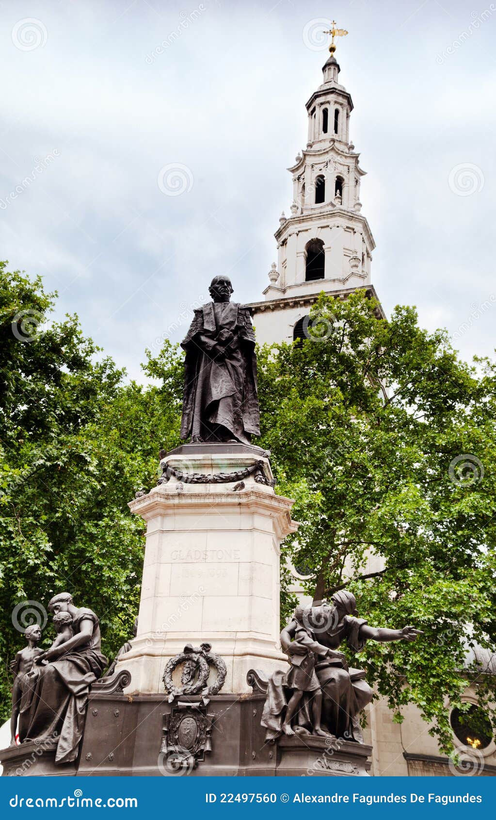 gladston monument st clement danes church london
