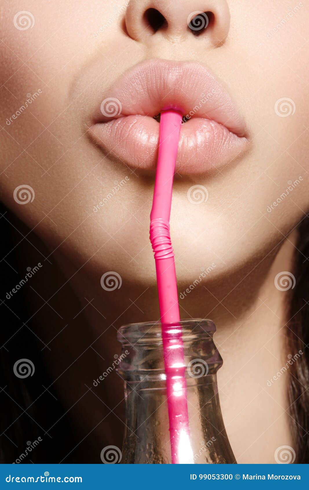 https://thumbs.dreamstime.com/z/glamour-closeup-woman-s-lips-drinking-pink-straw-natural-makeup-fashion-summer-look-bottle-water-full-lip-cute-healthy-99053300.jpg