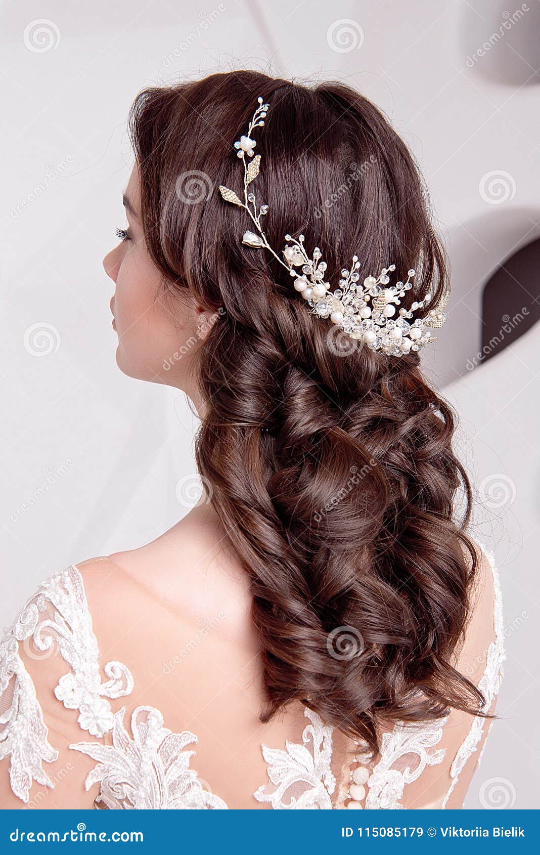 60 Best Hairstyles of This Wedding Season