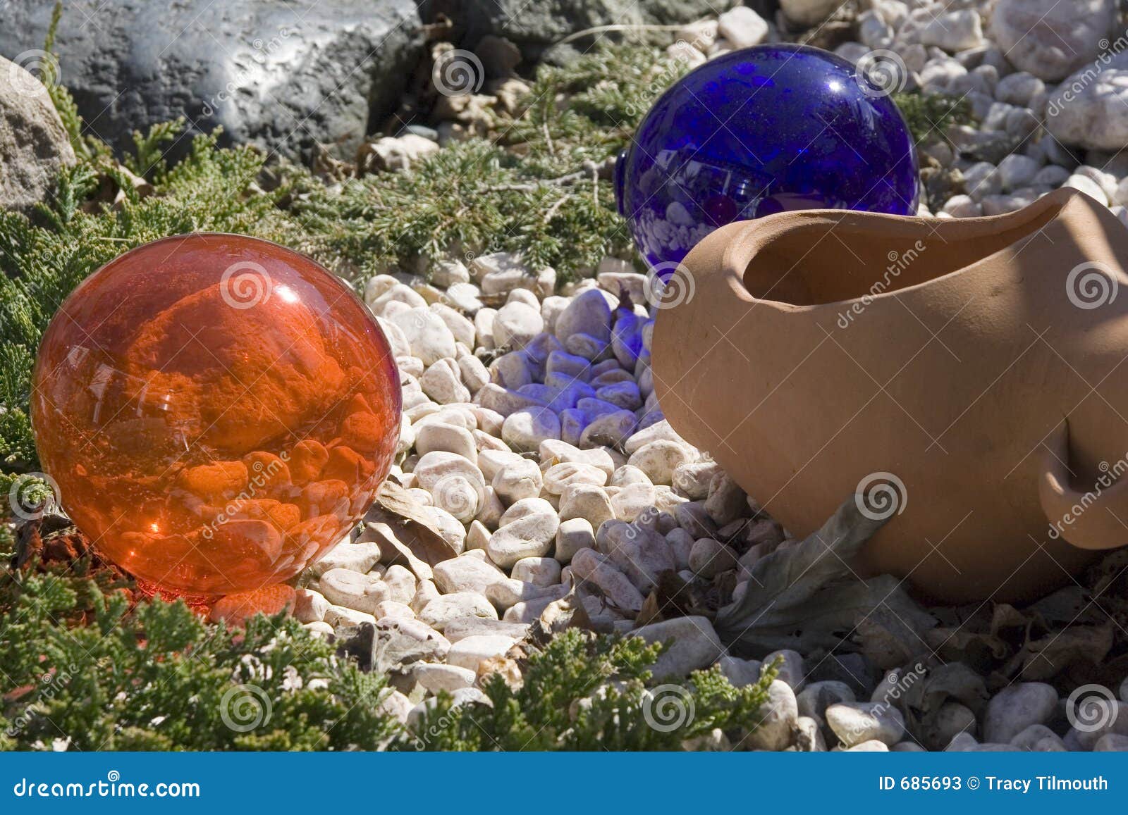 Glass Balls in Garden Rockery. Stock Image Image of leaf, decoration 685693