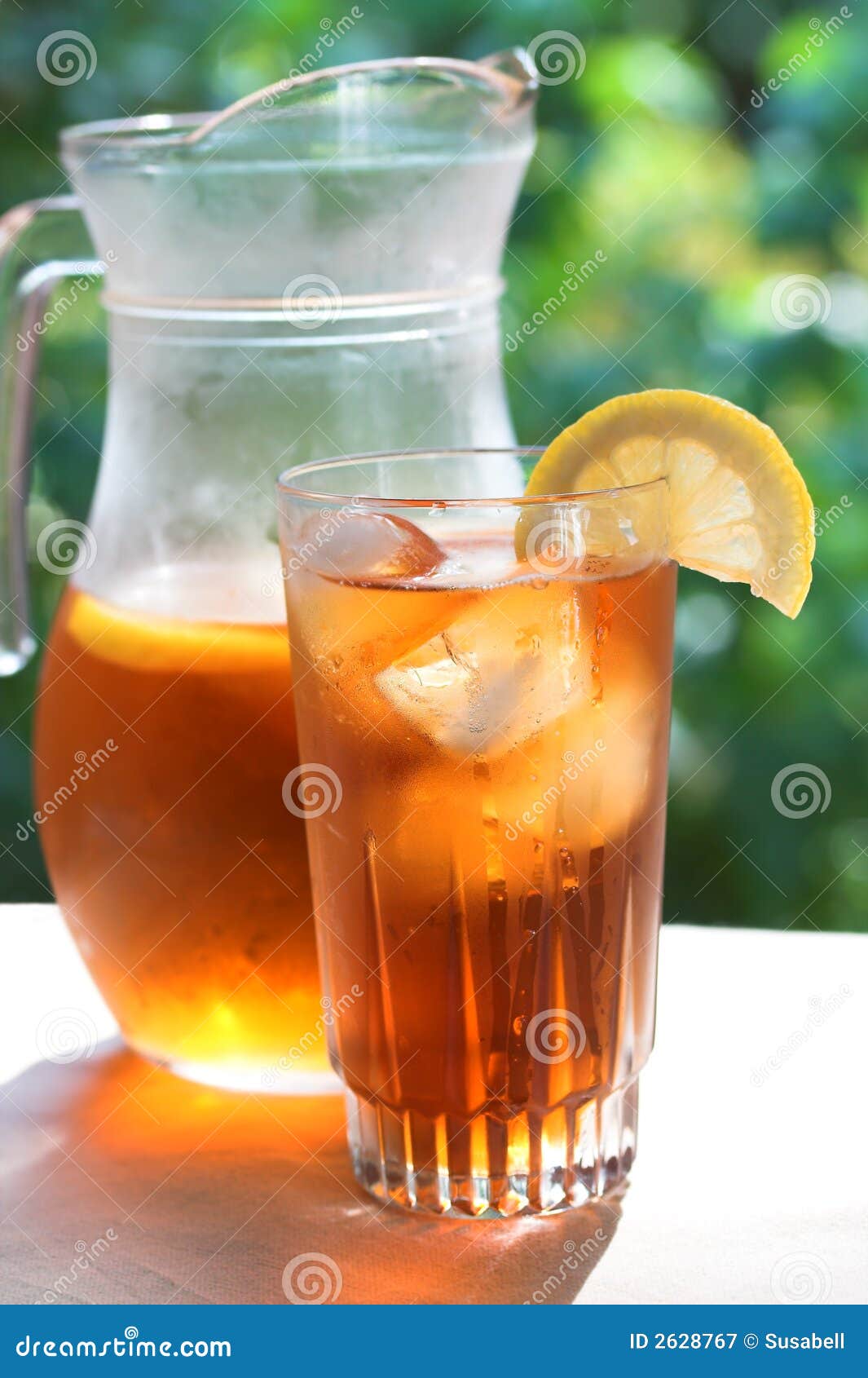 Pitcher Of Iced Tea Stock Photo - Download Image Now - Ice Tea