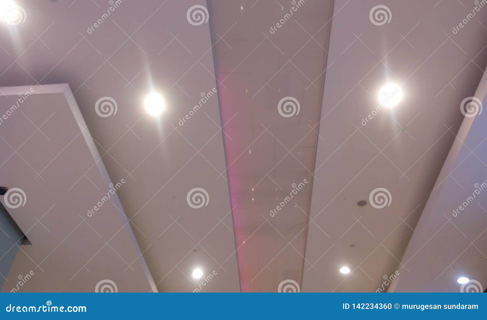 Glass Finish and Gypsum False Ceiling with Reflecting Decorative ...