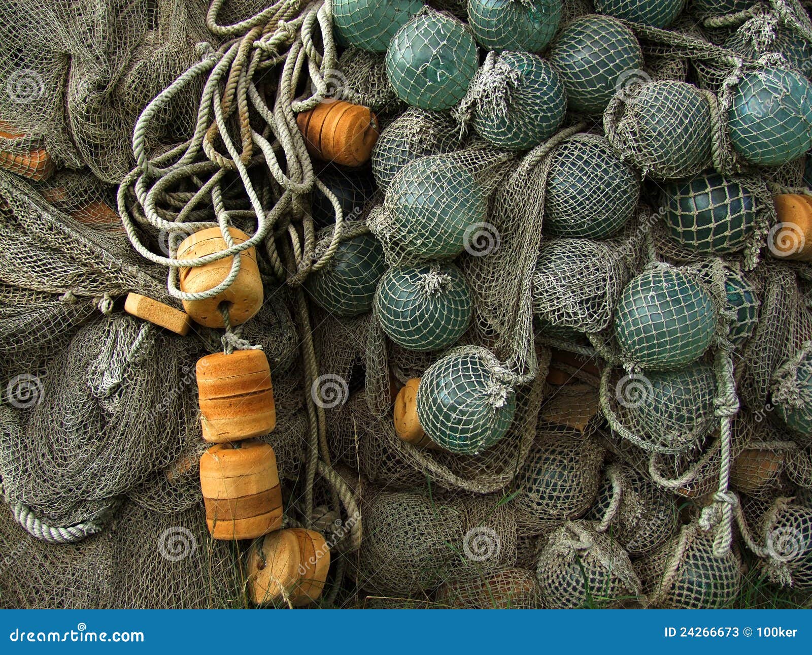 Glass Float, Old Fishing Nets Stock Image - Image of industrial, catch:  24266673