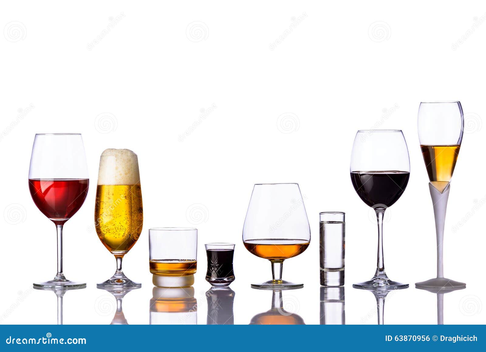 glasses of alcoholic drinks