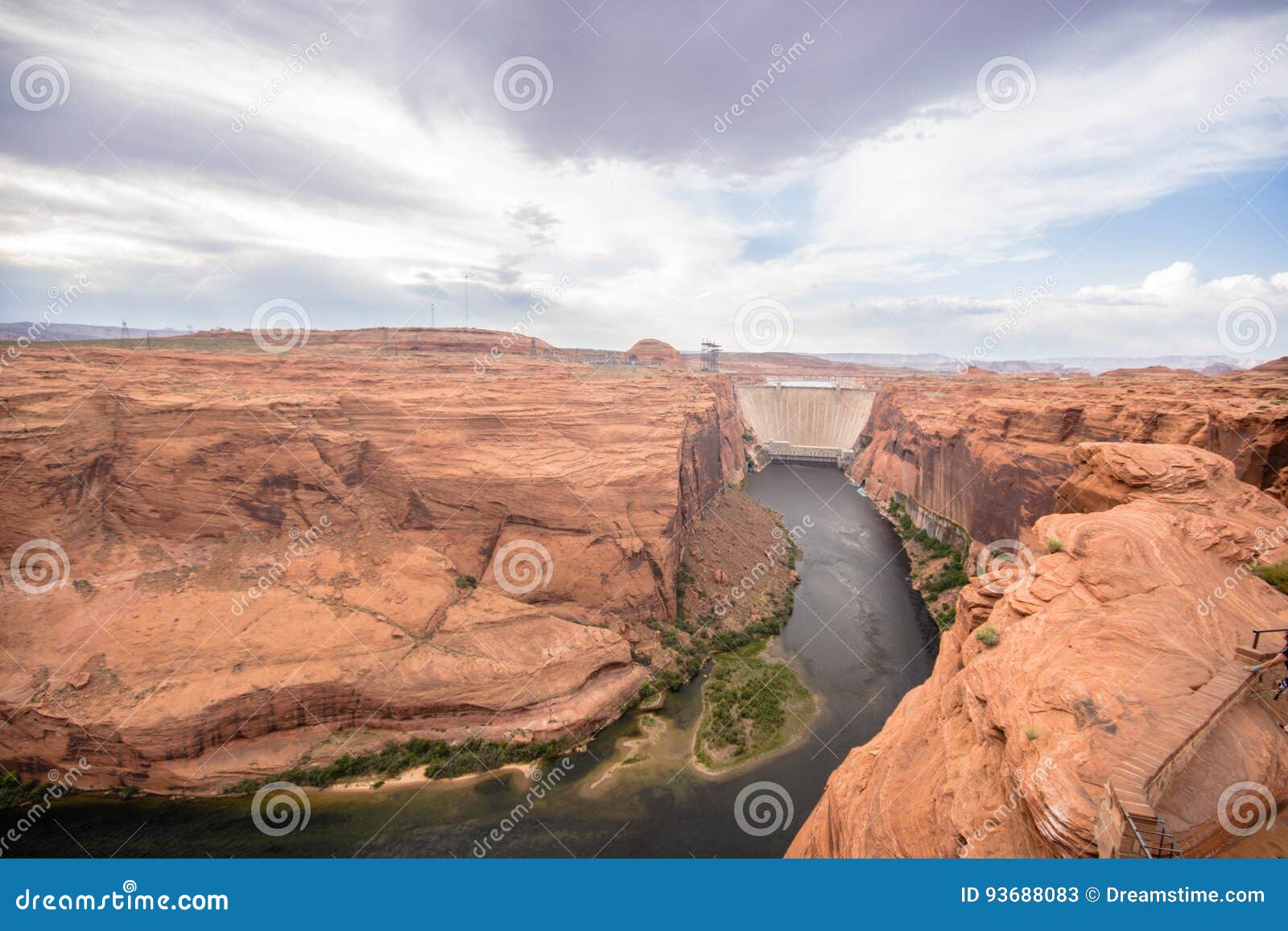 Glen Canyon Dam stock afbeelding. Image of dienst, reservoirs - 93688083