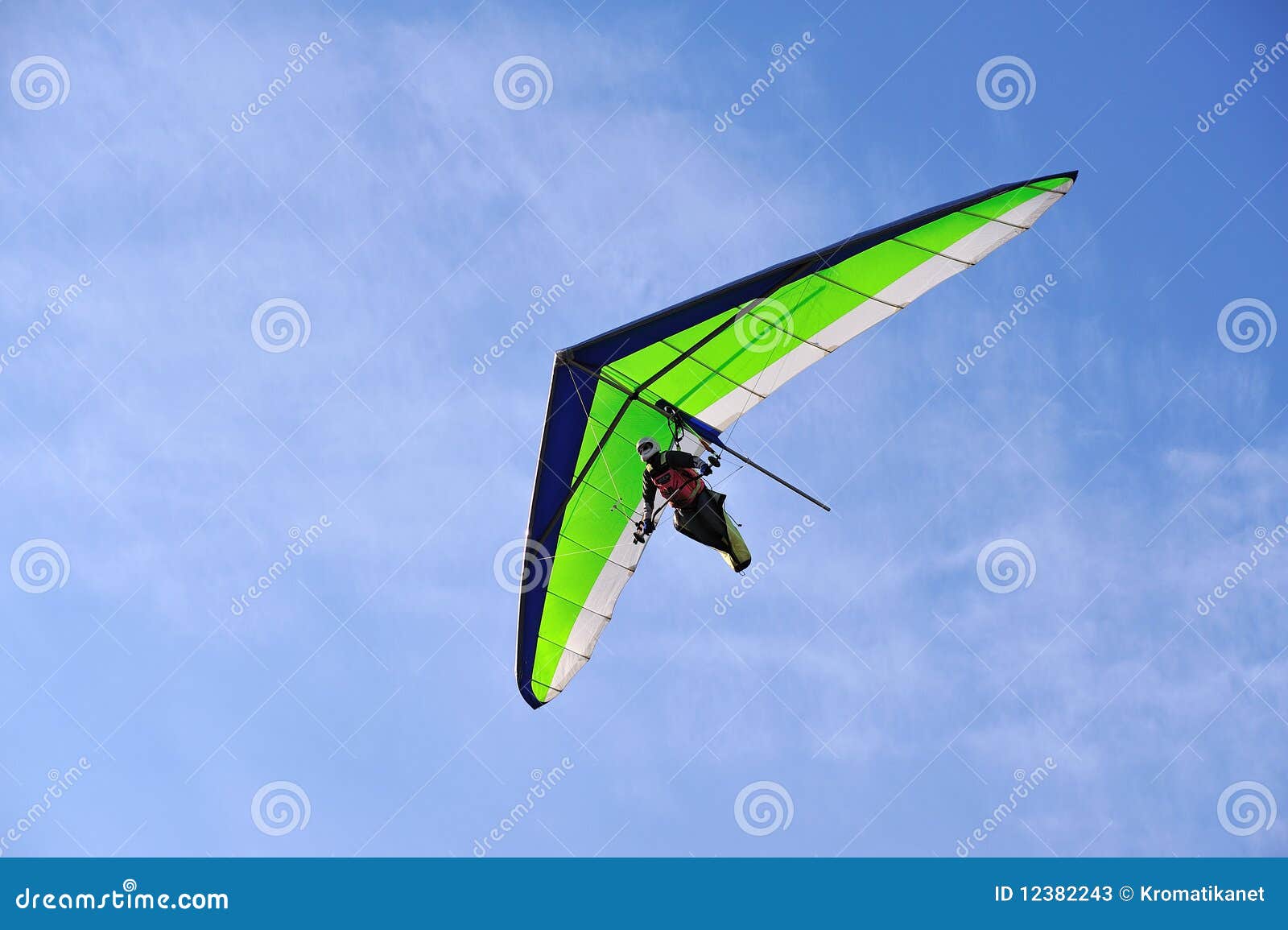 gliding flight deltaplano