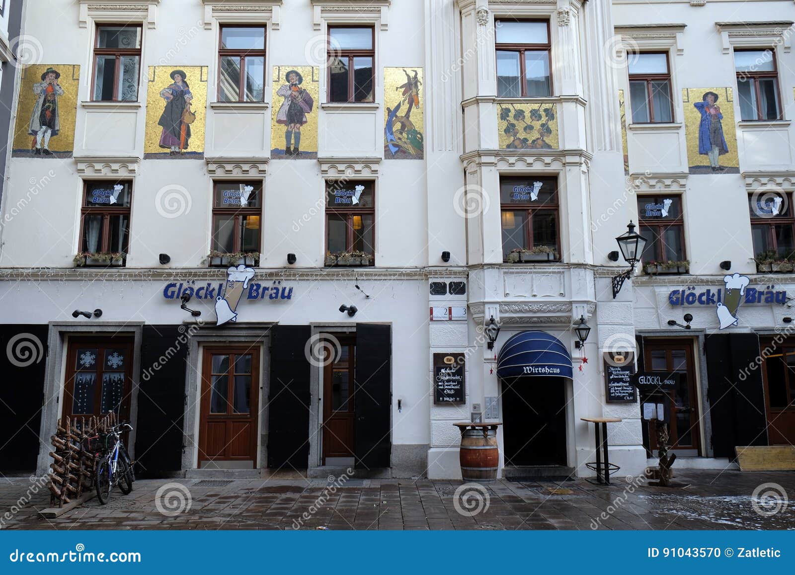 Glockenspielplatz Square Restaurant Graz Stock Photos Free & Royalty