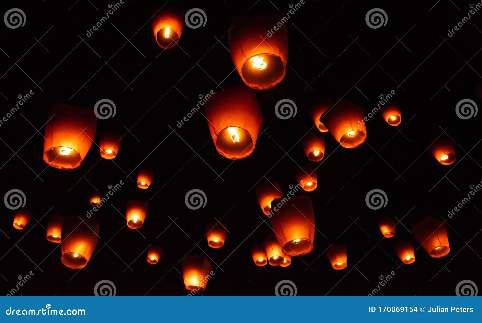 Pingxi Sky Lantern Festival Illuminates the Night Sky, Taiwan Stock