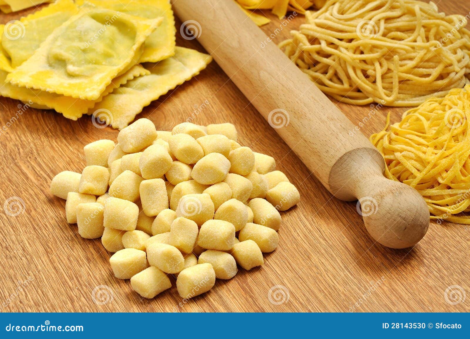 Gnocchi, Pasta Italiana Fresca Fotografia Stock Immagine di sano