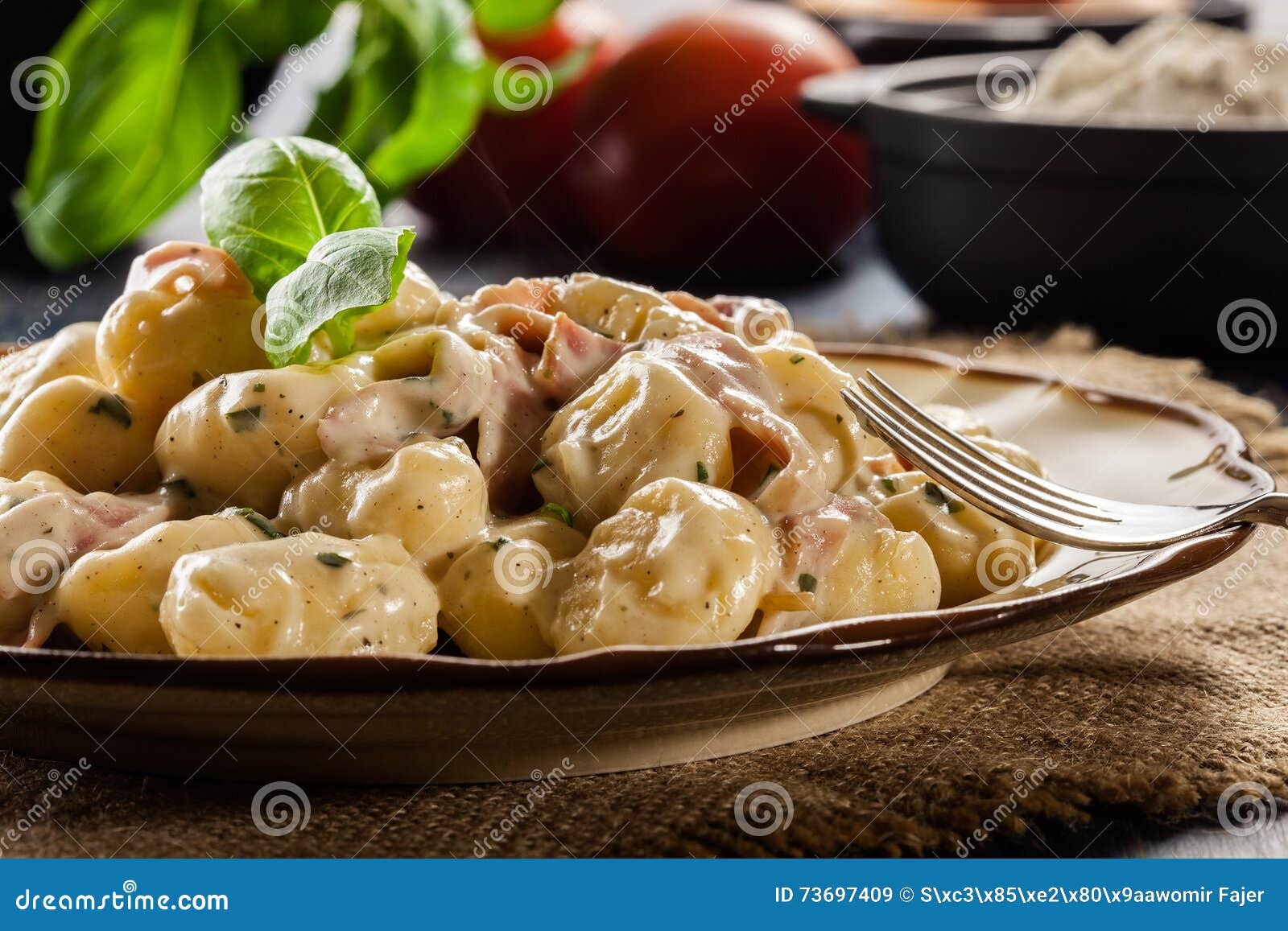 Вареники с ветчиной и сыром