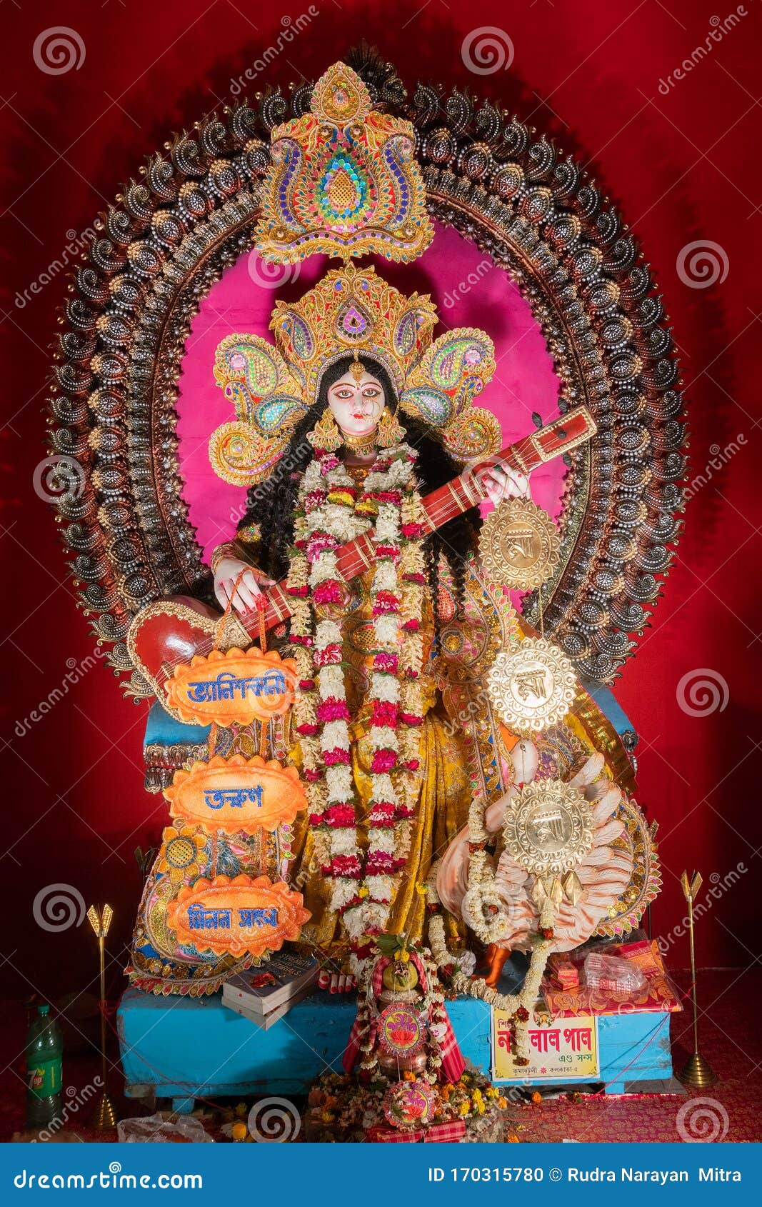 Goddess Saraswati, Kolkata, India Editorial Image - Image of ...