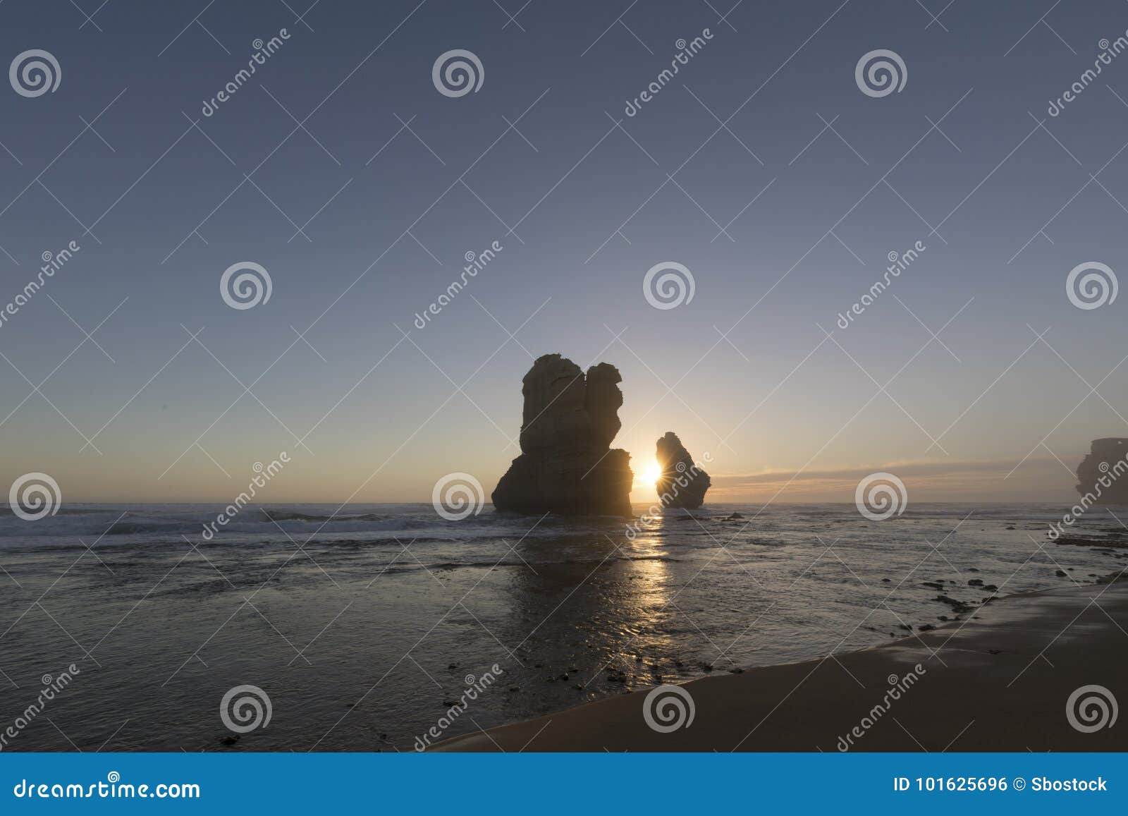 gog and magog, great ocean road, australia