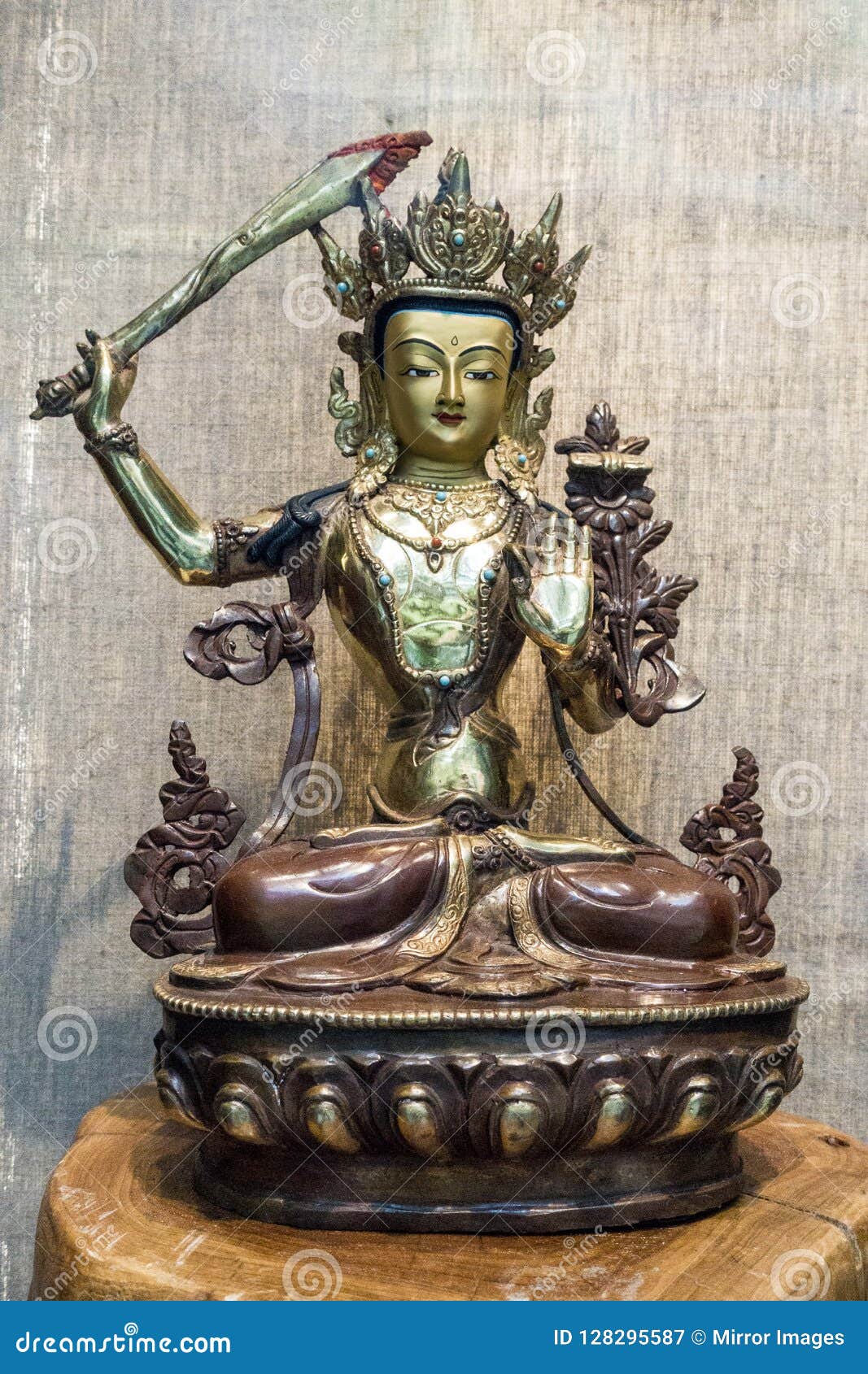Details about  / China Antique Tibet  Buddhism Golden Shariputra Buddha/'s relics statue