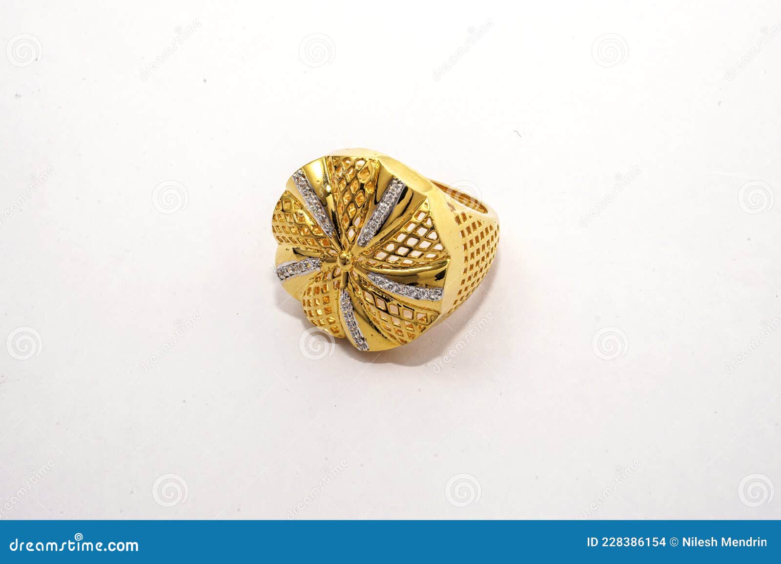 Personalized 18k Yellow Gold Arabic custom Ring - PersJewel