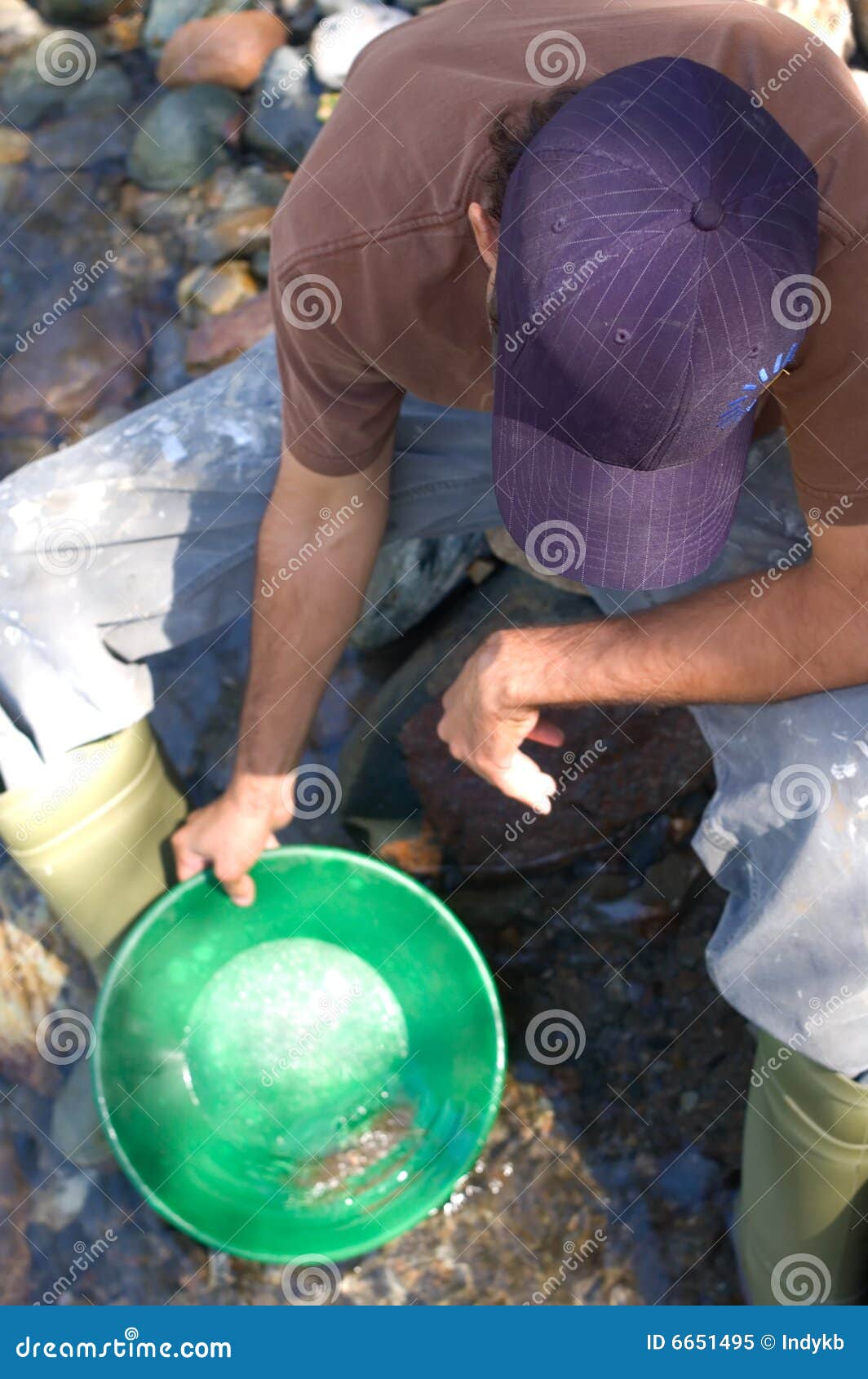 Gold Panning stock image. Image of river, young, caucasian - 6651495