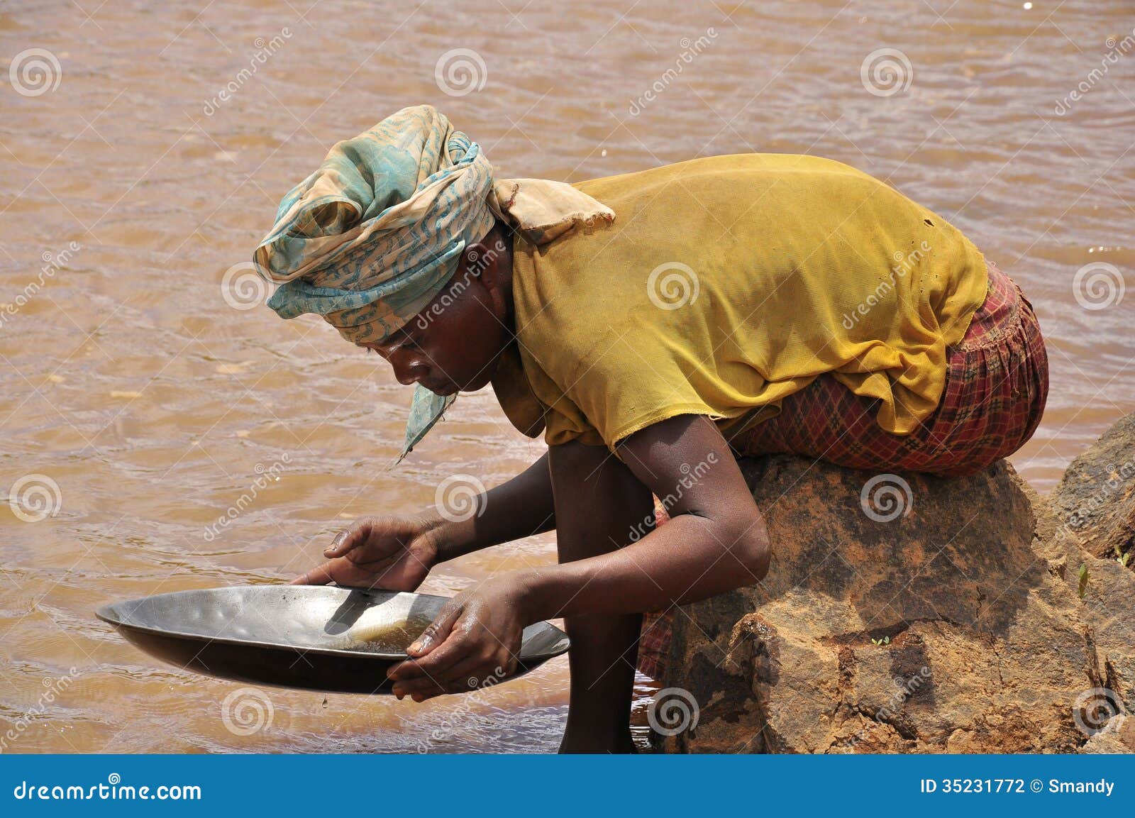 Gold seeker editorial photography. Image of color, rock 35231772