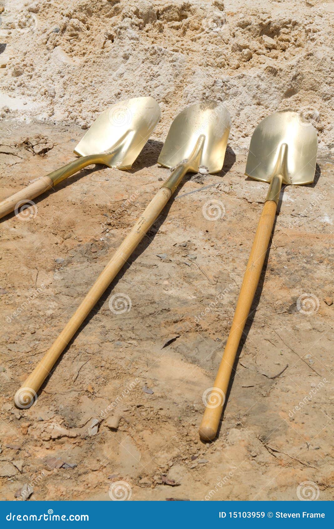 Gold Shovels stock image. Image of opening, handle, industry 15103959