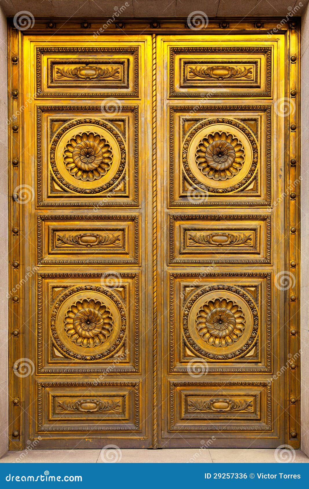 golden antique door 29257336