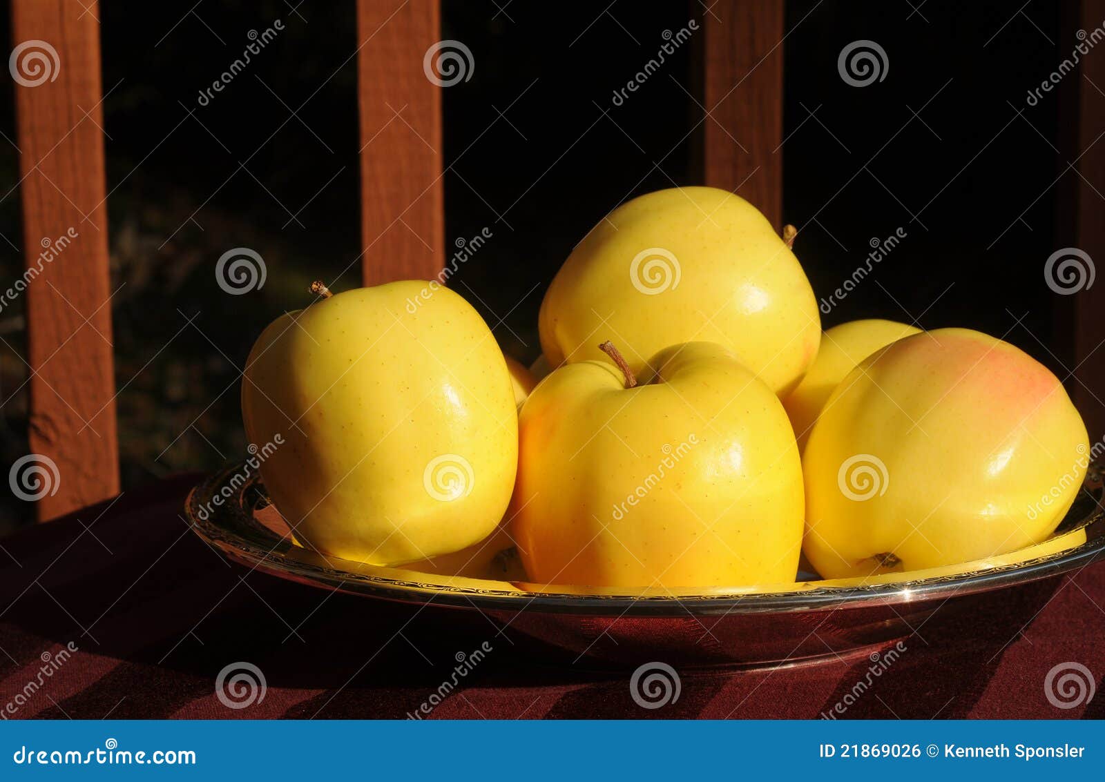 Golden apples stock photo. Image of healthy, autumn, pink 21869026