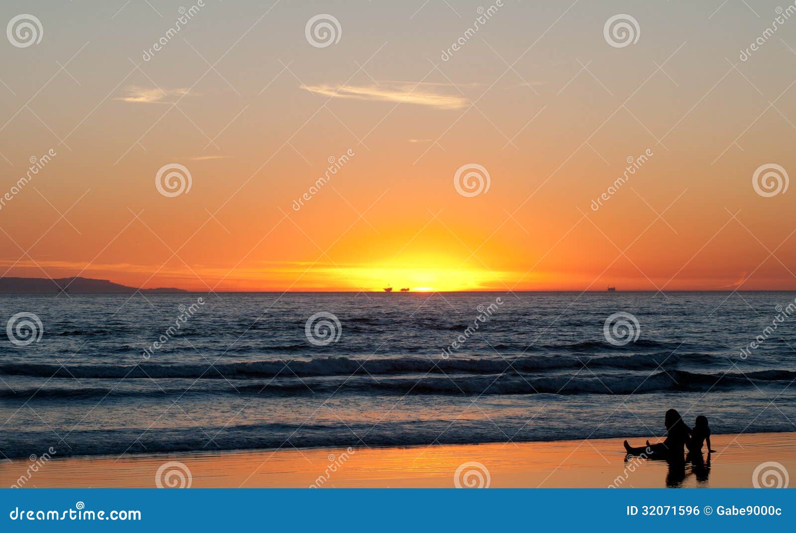 Golden beach sunset stock photo. Image of holidays, huntington - 32071596