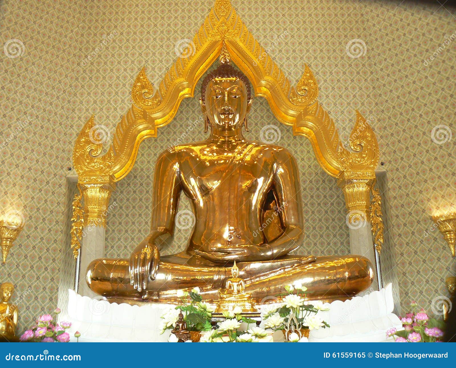 golden buddha, wat traimit temple, bangkok, thailand