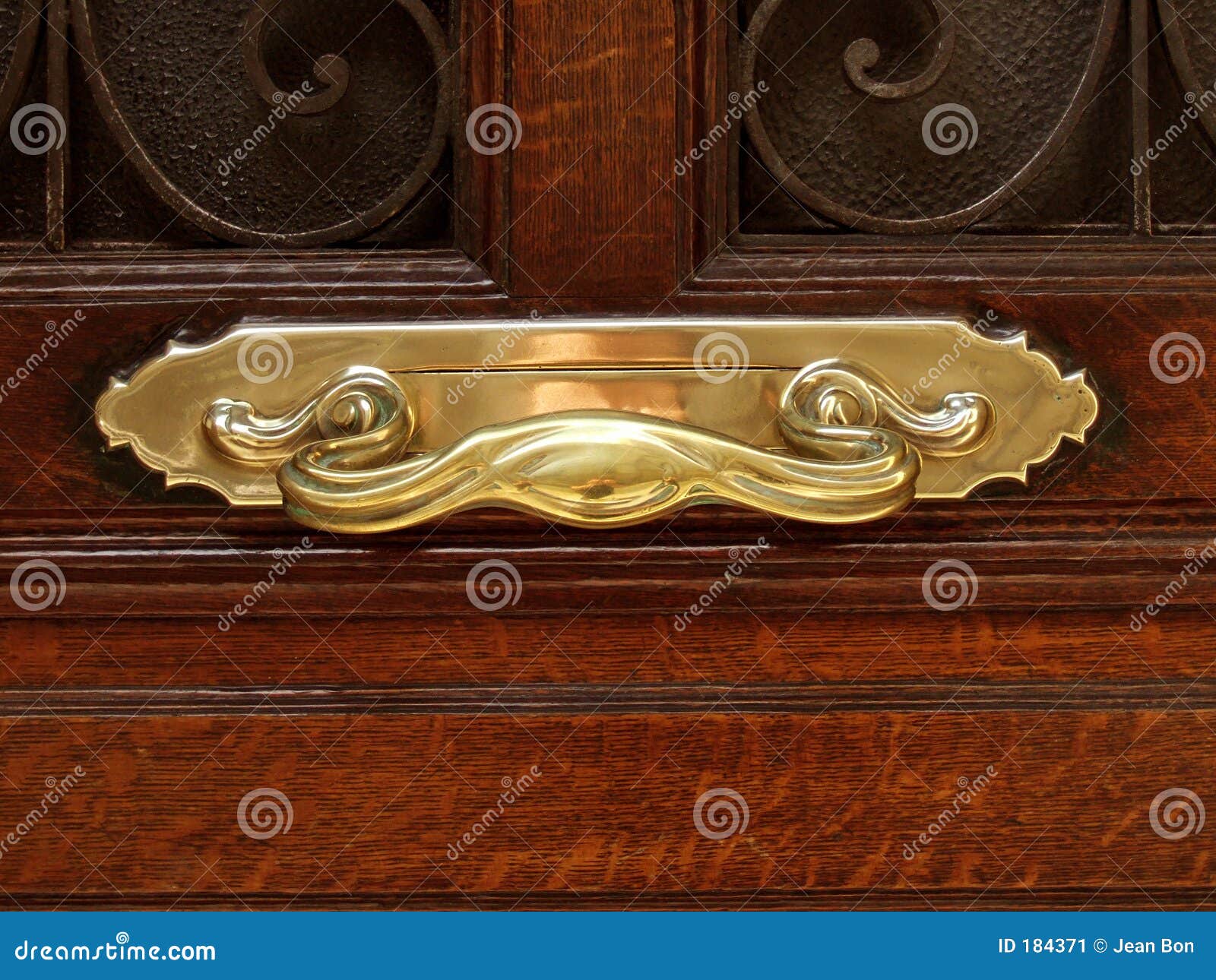 Golden door handle stock image. Image of house, knock, closed 184371
