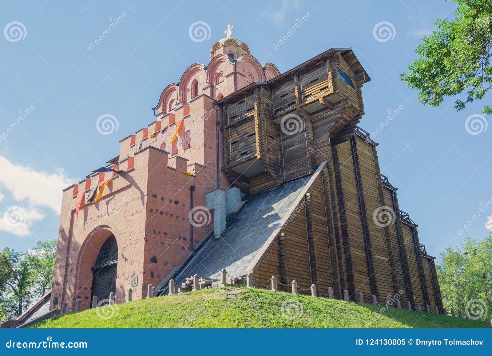 golden gate - ancient fortification building monument from times of kievan rus. kiev