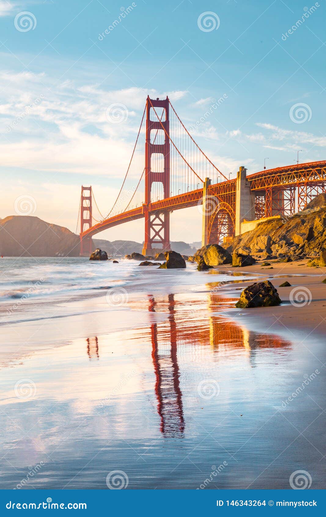 golden gate bridge at sunset, san francisco, california, usa