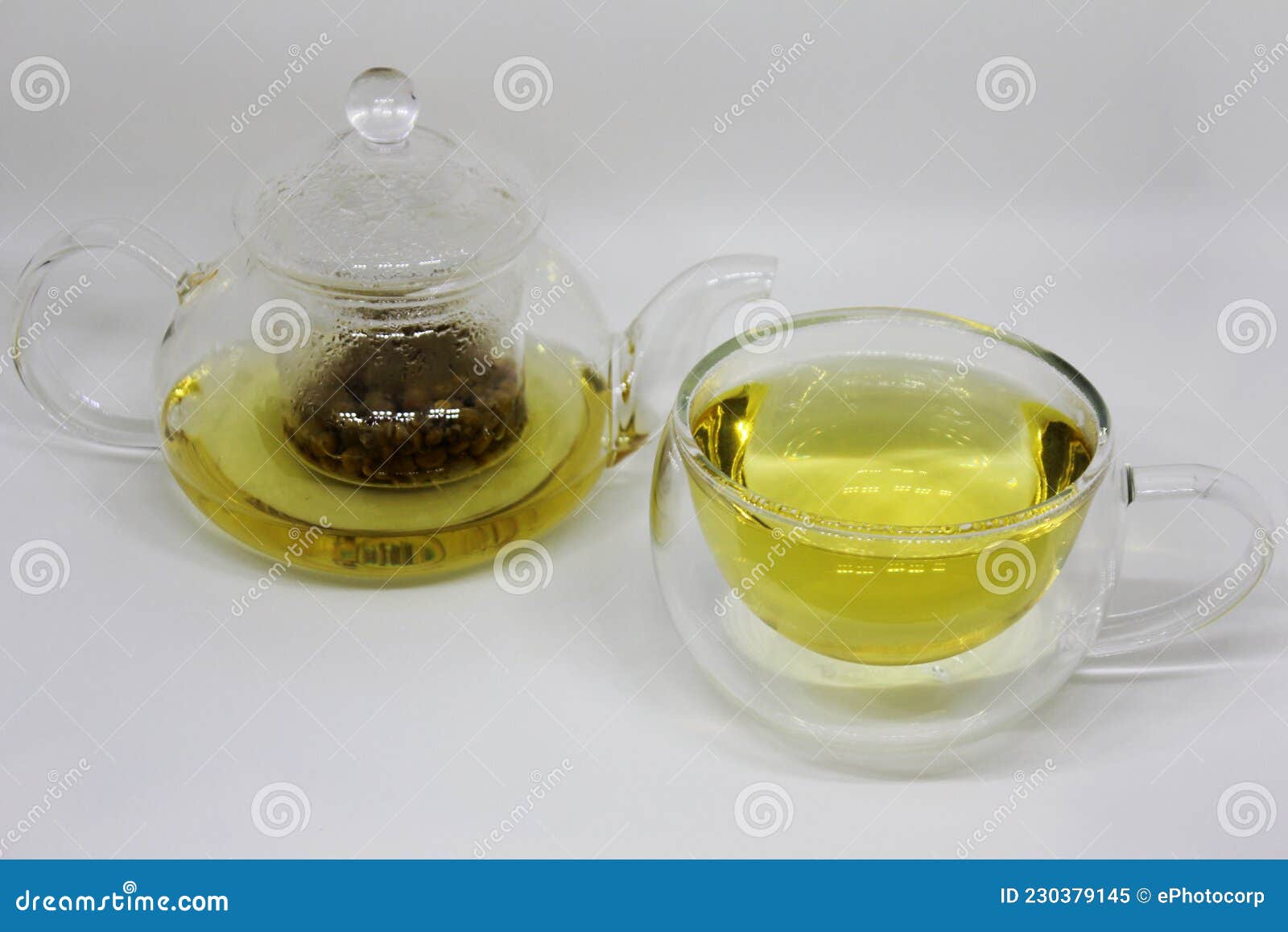 Golden Leaf Tea Brewing and Tea Pot Stock Image Image of fresh, frame