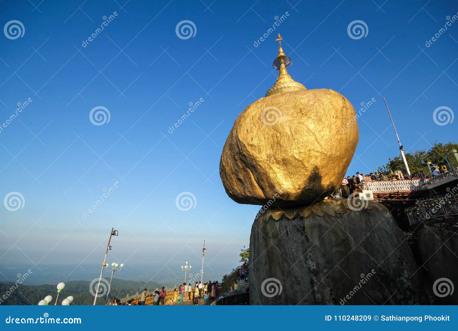 Golden Rock of Kyaiktiyo, Myanmar. Editorial Stock Image Image of