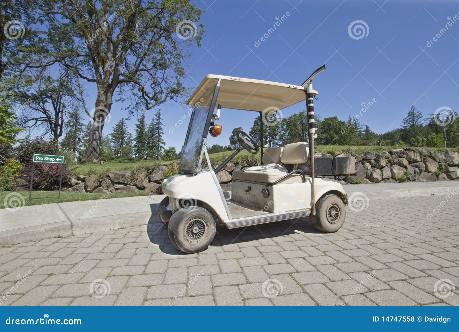 Golf Course Electric Maintenance Cart Royalty Free Stock Photos Image