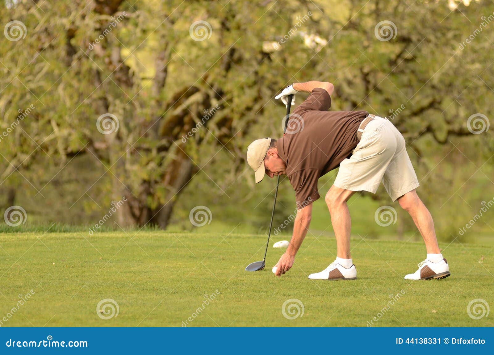 Golfer stock image. Image of golfer, green, spring, season 44138331