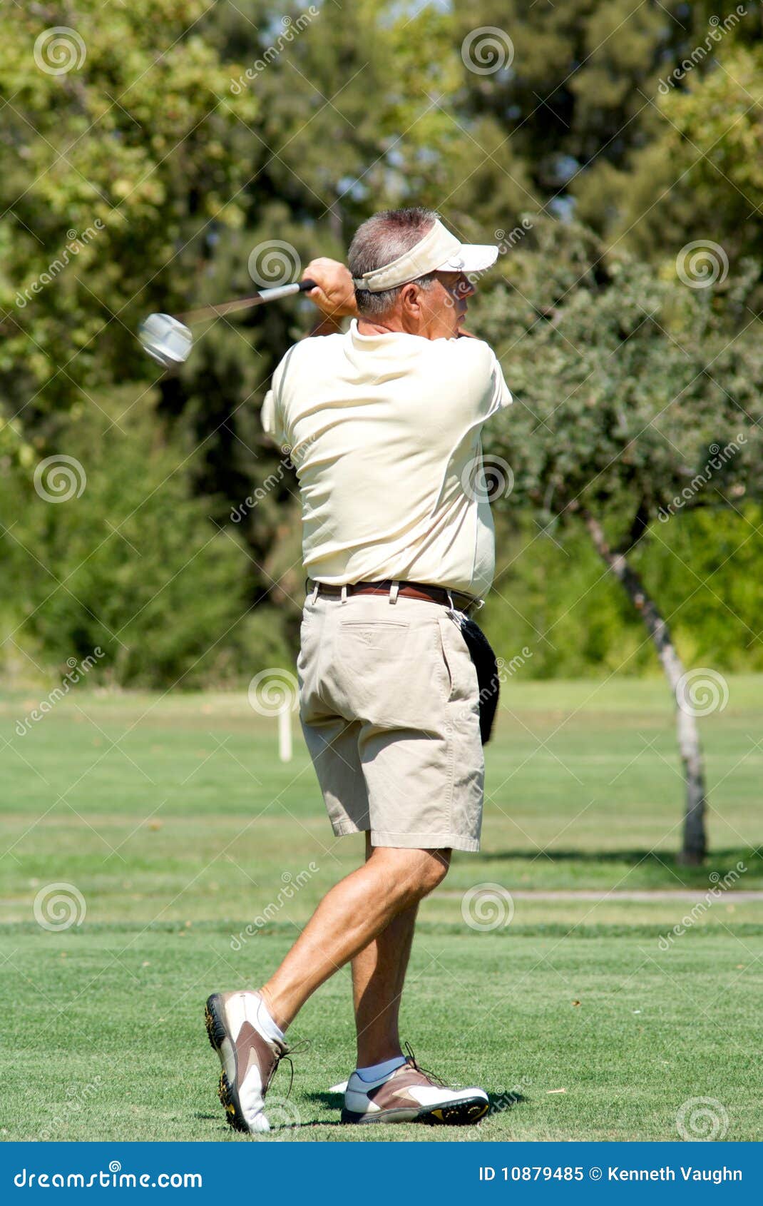 Golfer on fairway stock image. Image of serene, sport 10879485
