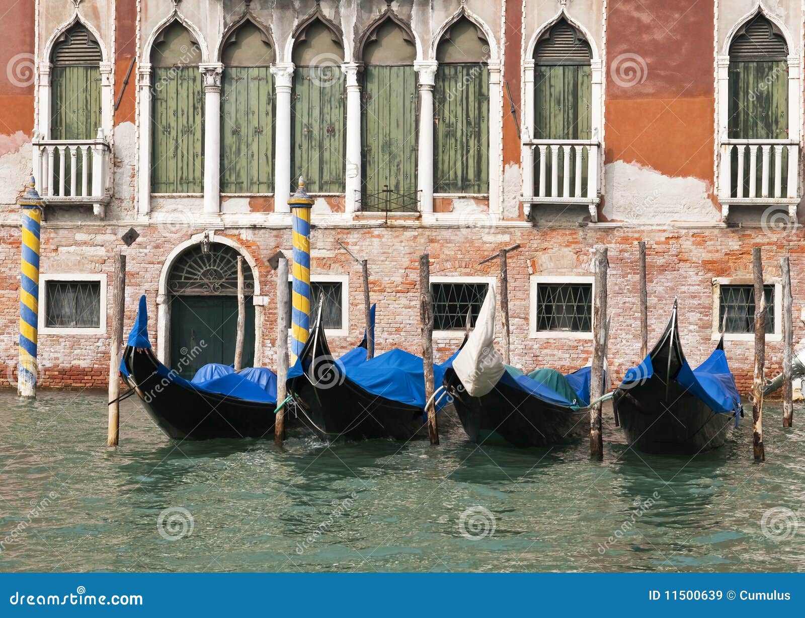 Gondola parking, Venice. stock image. Image of parking 11500639