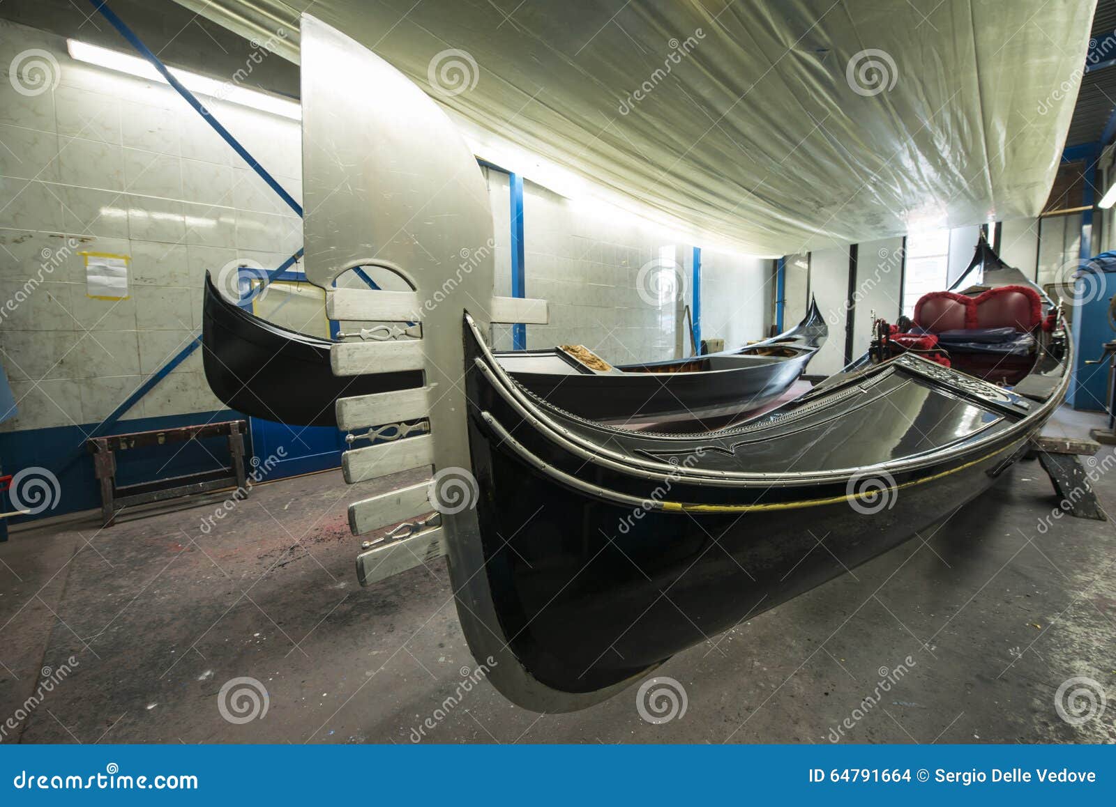 Gondolas shipyard editorial stock image. Image of boat 64791664