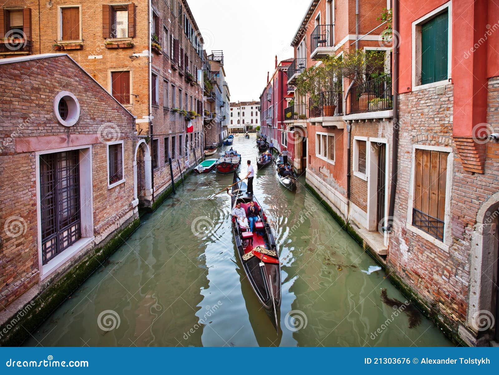 Gondolas Traffic in Venice City Editorial Photo - Image of famous, site ...