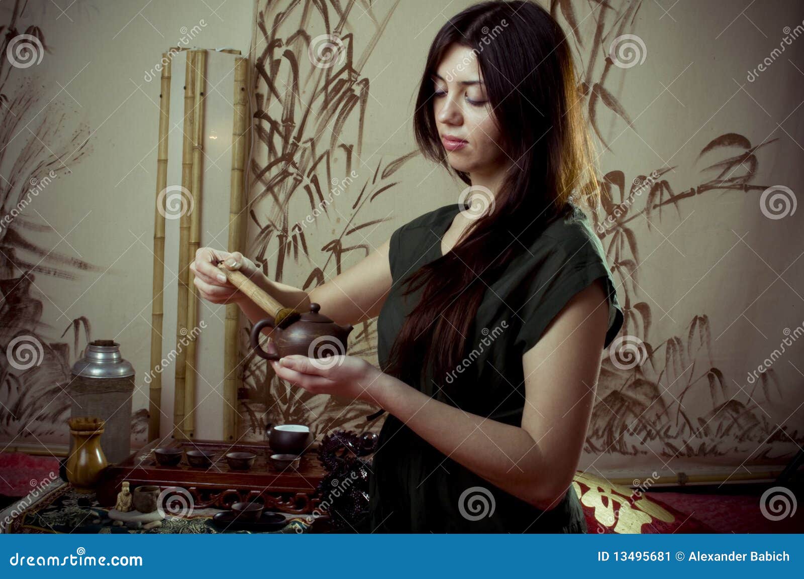 Gongfu tea ceremony stock image. Image of yixing, human 13495681