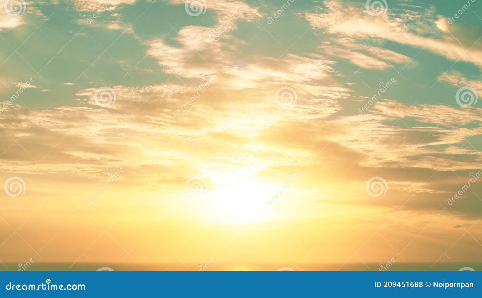 Good Morning Sunrise or Sunset Evening Sky Background with Cloud ...