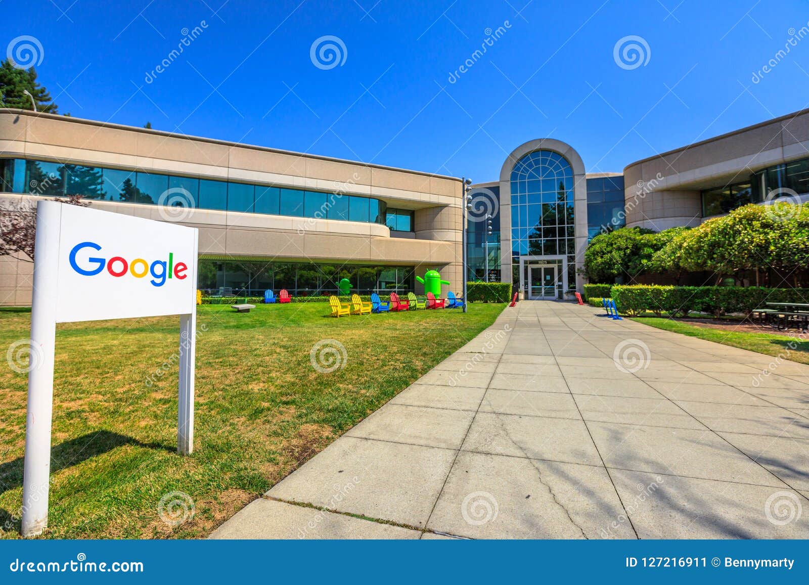 Google Campus Mountain View Editorial Photo   Image of search ...