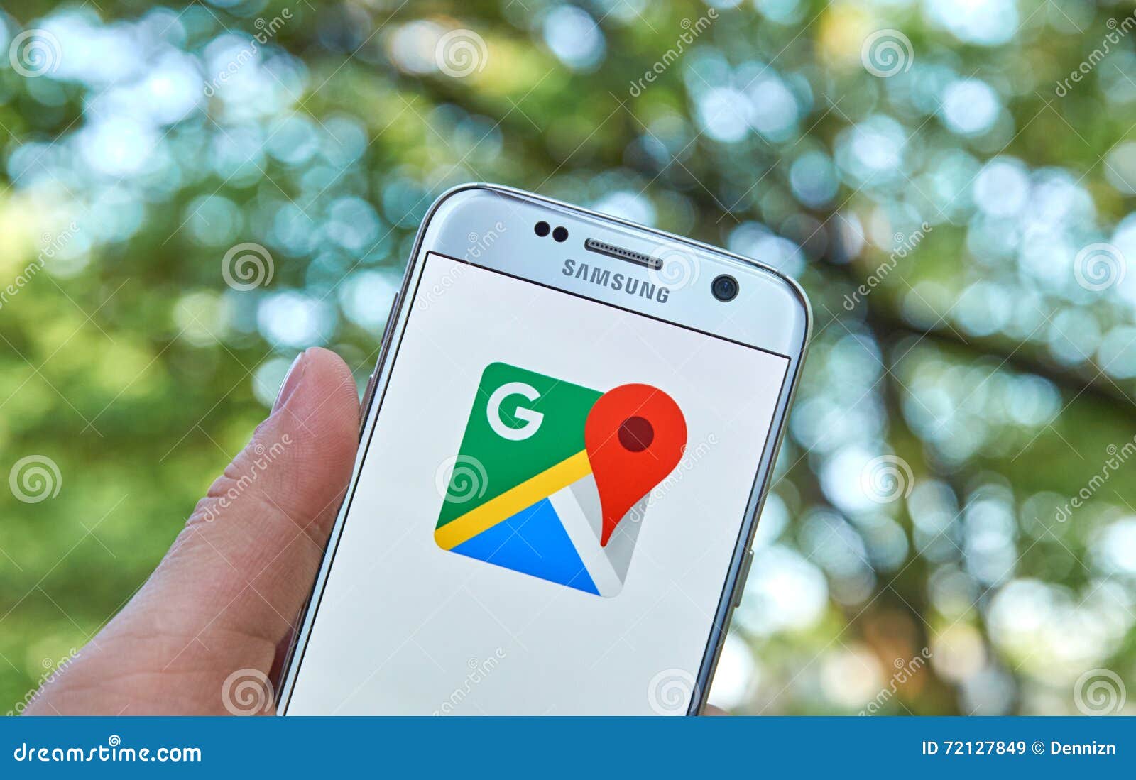 Figura De Android E Jogo De Google Foto Editorial - Imagem de telefone,  loja: 103876901