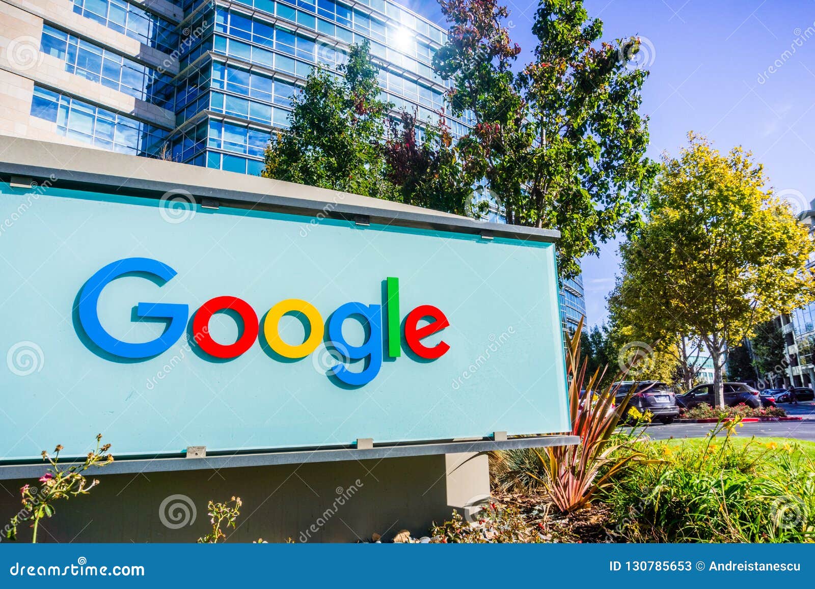 Google Sign in Front of One of Their Office Buildings Editorial Stock Photo  - Image of engine, information: 130785653