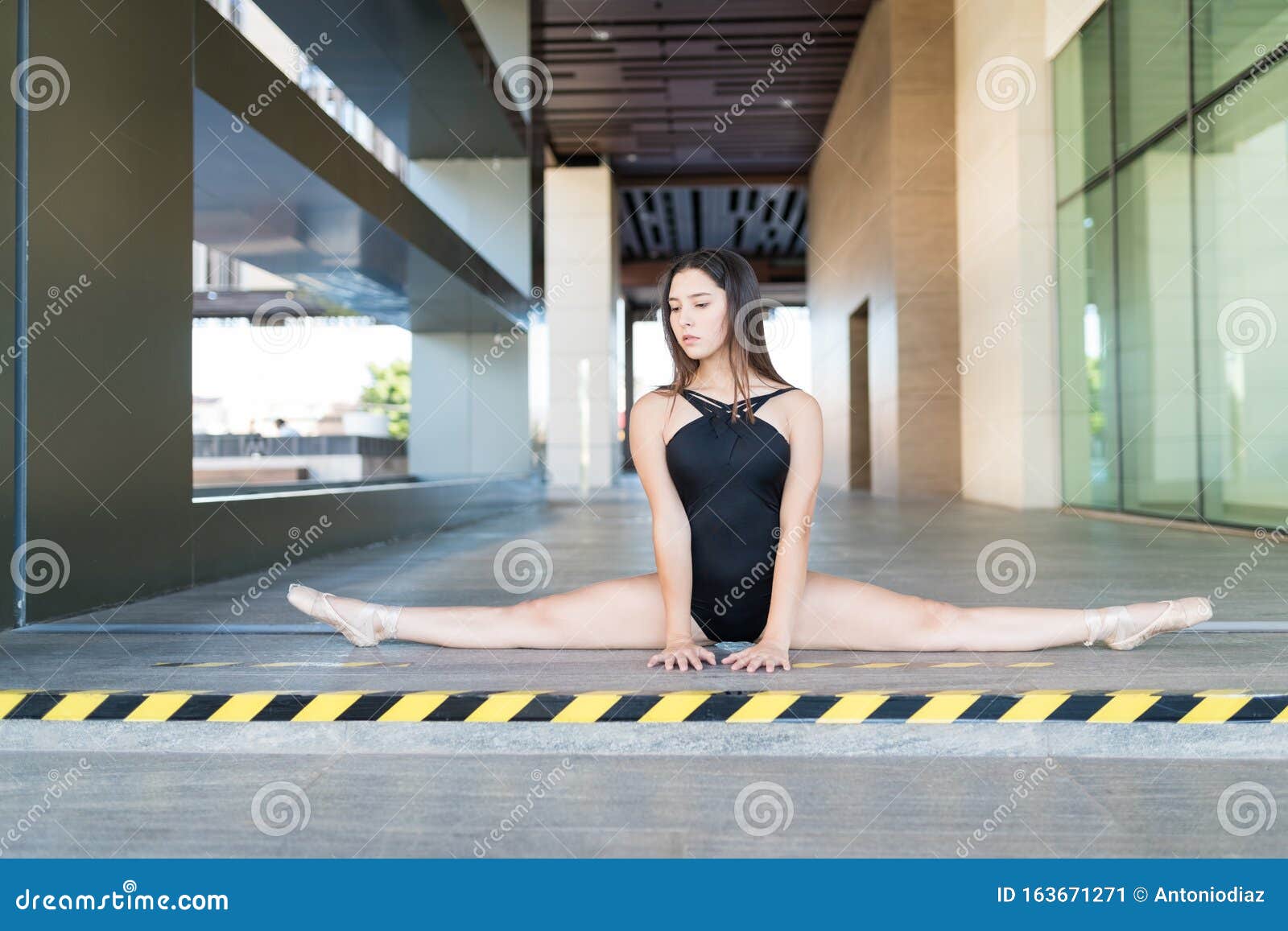 Models Flexible Young Non Nude